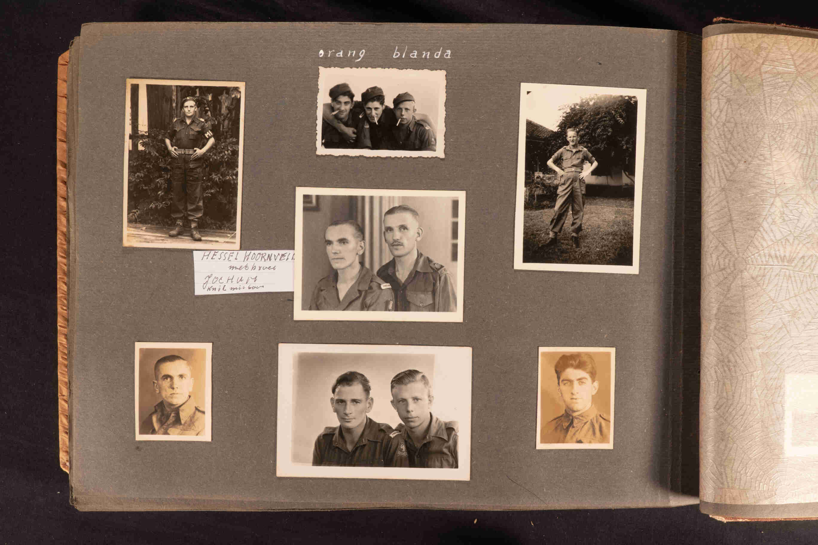 KNIL militairen R.I. 1-9